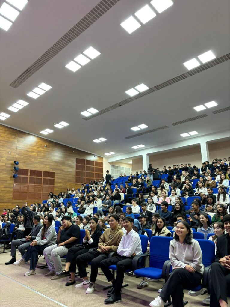 ҚарИУ-да Қазақстан Студенттер альянсының қолдауымен диалог алаңы өтті