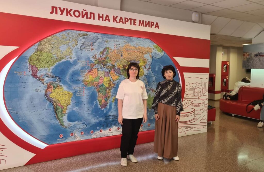 ҚАРИУ ДЕЛЕГАЦИЯСЫНЫҢ ТИУ-ҒА САПАРЫ: БІРЛЕСКЕН БАҒДАРЛАМАЛАР ТУРАЛЫ КЕЛІСІМДЕРГЕ ҚОЛ ЖЕТКІЗІЛДІ