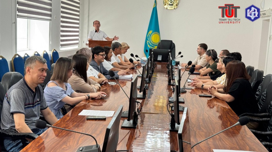 ҚАРИУ ХАЛЫҚАРАЛЫҚ МЕТАЛЛУРГИЯ САЛАСЫНЫҢ ДАМУЫ ЖӨНІНДЕ ДӨҢГЕЛЕК ҮСТЕЛ ӨТКІЗДІ