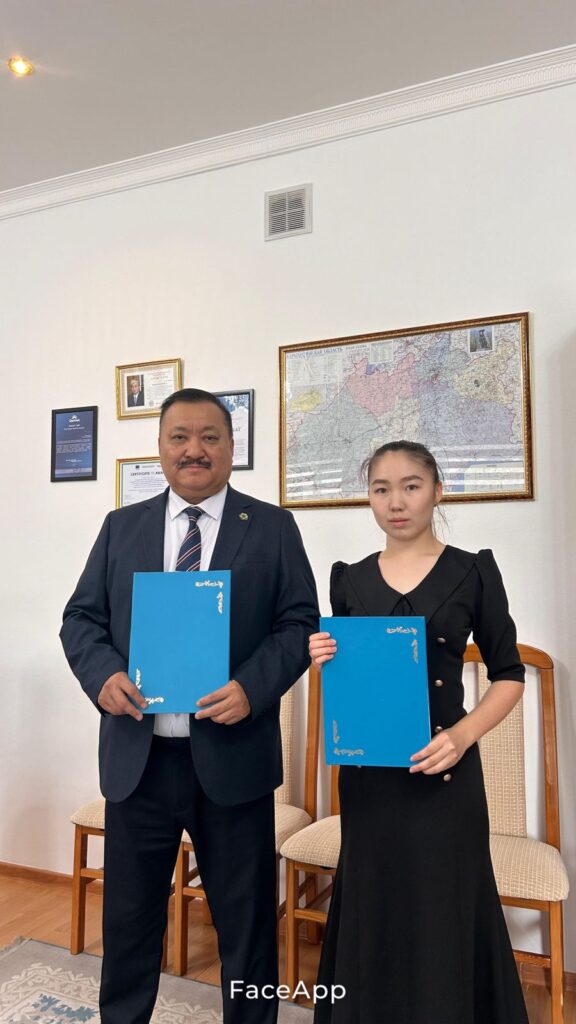 ҚАРИУ ҚАЗАҚСТАН СТУДЕНТТЕР АЛЬЯНСЫМЕН МЕМОРАНДУМҒА ҚОЛ ҚОЙДЫ