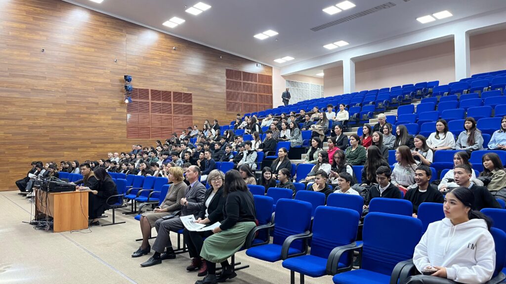 ҚАРАҒАНДЫ ИНДУСТРИЯЛЫҚ УНИВЕРСИТЕТІНДЕ  АШЫҚ ЕСІК КҮНДЕРІ ӨТКІЗІЛЕДІ