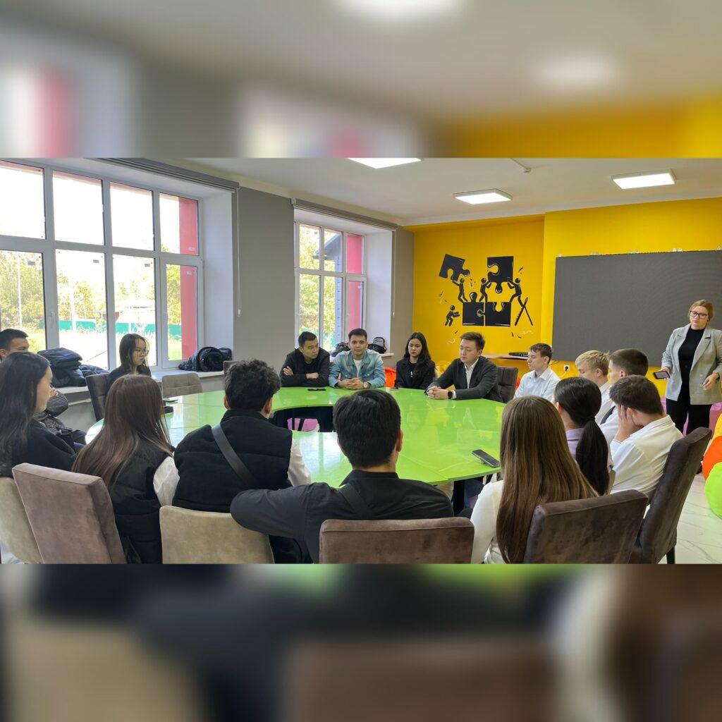 СТУДЕНТ ЖАСТАРЫ АТОМ ЭЛЕКТР СТАНЦИЯСЫН САЛУДЫ ҚОЛДАЙДЫ